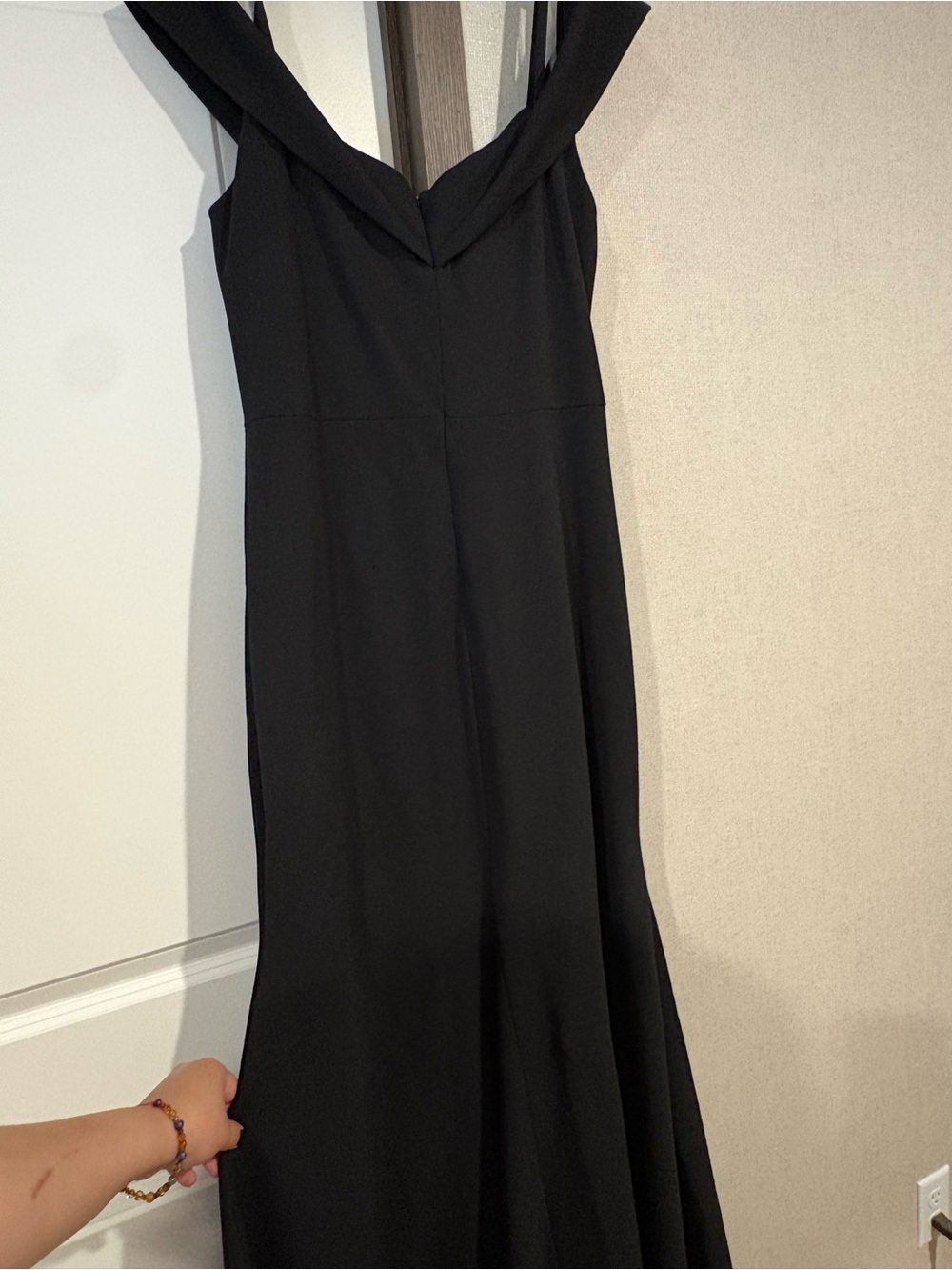 Source Unknown Black Off-Shoulder Ruffle Gown - Picture 4 of 5